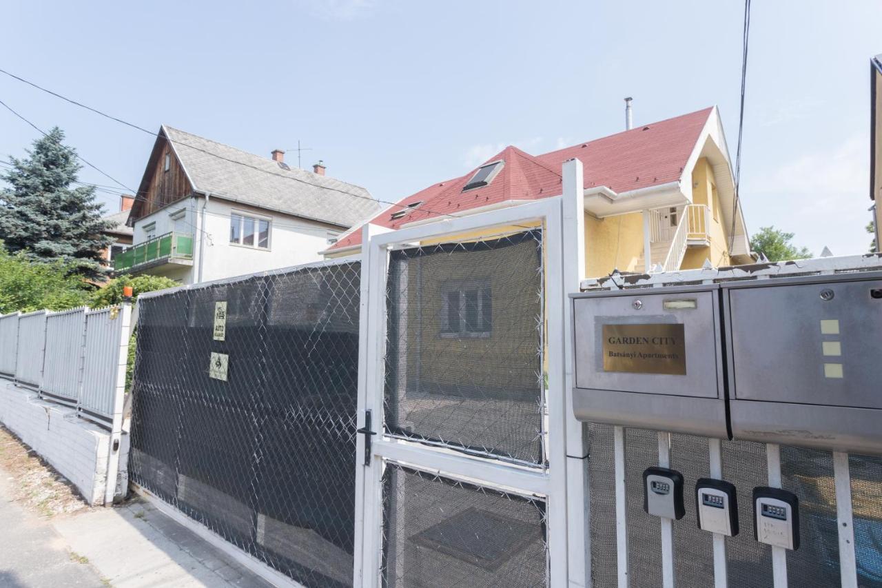 Hi-Bp Garden City Batsanyi Tiny House Near The City Train With Free Parking Budapest Exterior foto